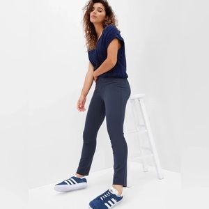 GAP Women's Signature Skinny Ankle Pants Khaki  True Indigo size 14